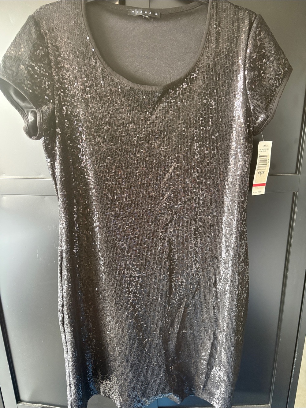 Sequin Short Sleeve Shift Dress - Black